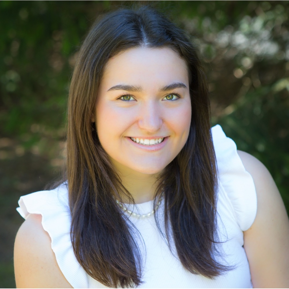 Meet your Posher, Elizabeth